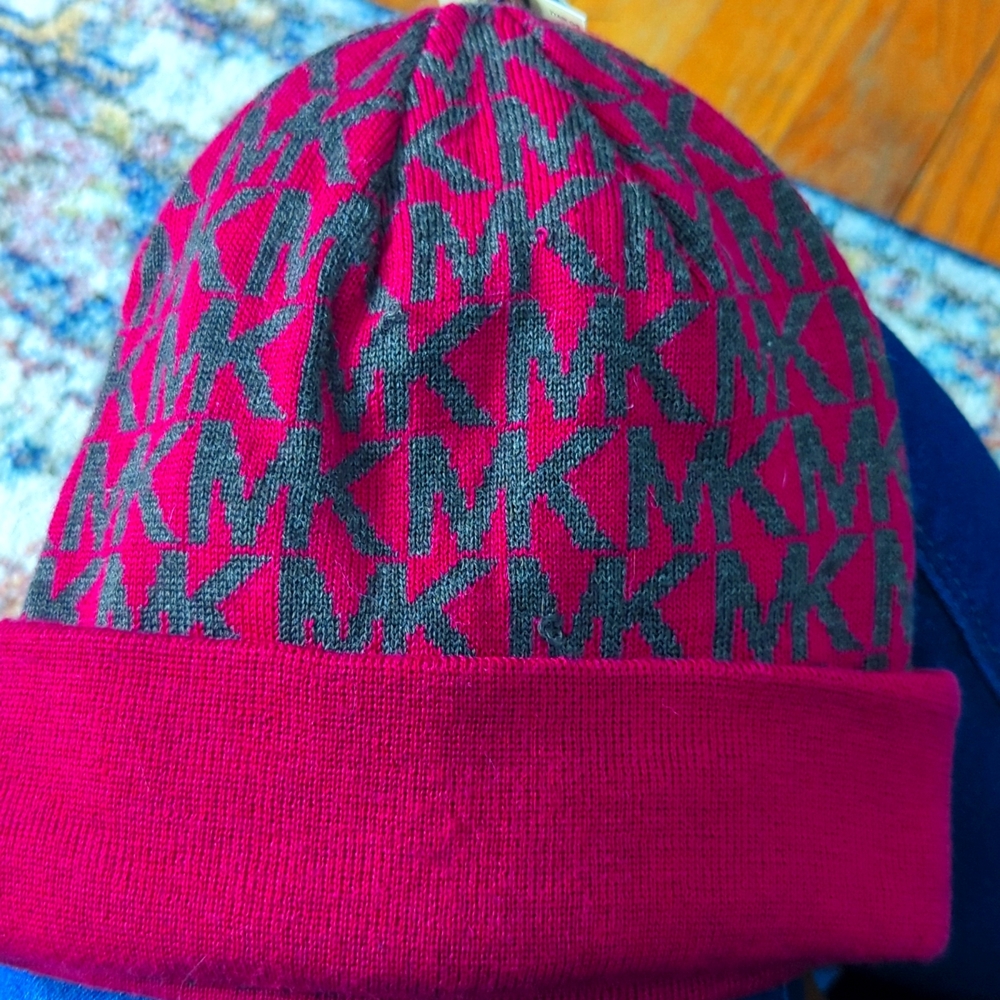 MK winter hat